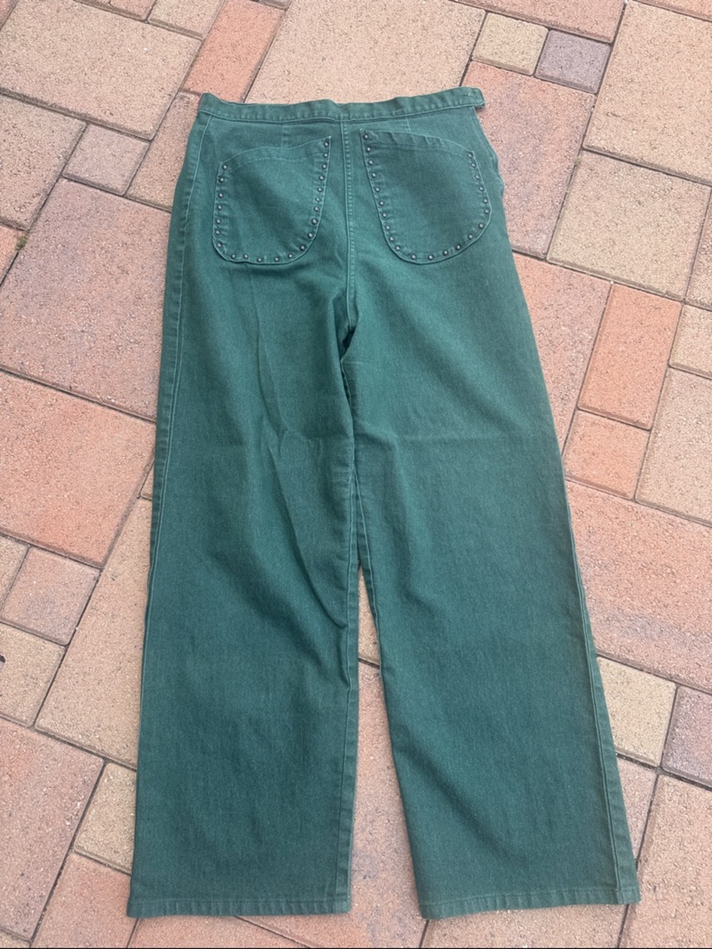 Wide-Leg Forest Green Jeans with Stud-Trim Back Pockets vintage